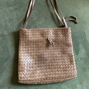 Bottega Veneta Vintage Mushroom Brown Intrecciato Woven Leather Shoulder Bag